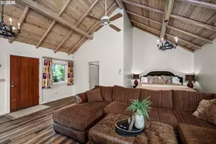 49482 McKenzie Hwy, Vida, OR 97488 - Photo 16