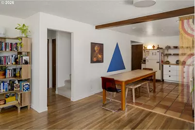 13704 SE Salmon St, Portland, OR 97233 - Photo 12