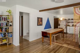 13704 SE Salmon St, Portland, OR 97233 - Photo 12