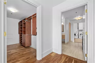 1221 SW 10th Ave #1201, Portland, OR 97205 - Photo 18