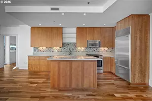1221 SW 10th Ave, Portland, OR 97205 - Photo 14