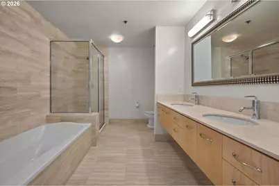 1221 SW 10th Ave #1201, Portland, OR 97205 - Photo 22