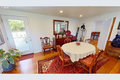 95169 Vista Loop, Gold Beach, OR 97444 - Photo 16