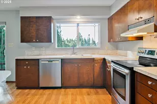 2012 Sunrise St, Kelso, WA 98626 - Photo 10