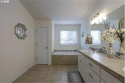 13237 NE 51st St, Vancouver, WA 98682 - Photo 18