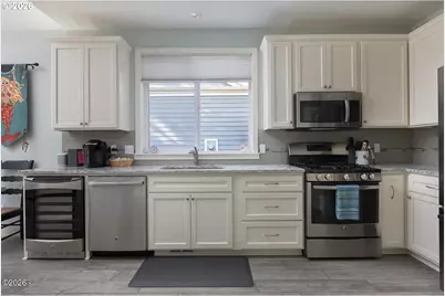 6315 SW Arbor Dr, South Beach, OR 97366 - Photo 10