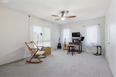 4000 E 24th Ave, Eugene, OR 97403 - Photo 12