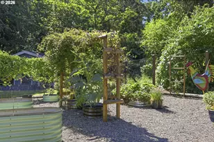 4000 E 24th Ave, Eugene, OR 97403 - Photo 32