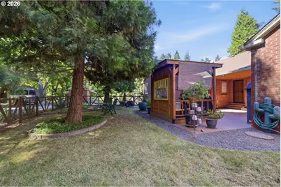 4000 E 24th Ave, Eugene, OR 97403 - Photo 34