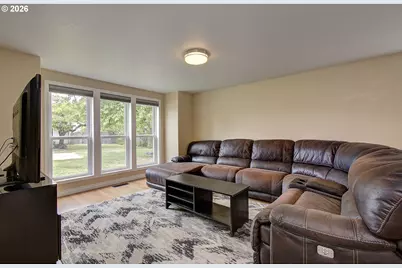 10403 NW 15th Ave, Vancouver, WA 98685 - Photo 8