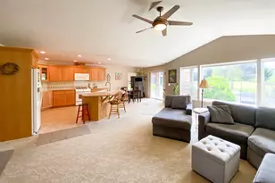 147 Palomino Ave, Roseburg, OR 97471 - Photo 6