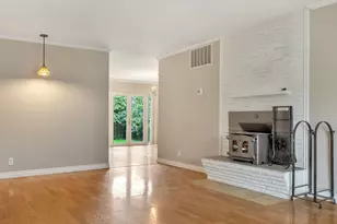 1460 4th St, Astoria, OR 97103 - Photo 14