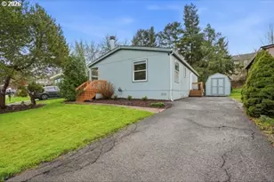 6900 SW 195th Ave, Beaverton, OR 97007 - Photo 2