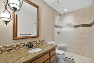 10810 SE Vista View Ln, Happy Valley, OR 97086 - Photo 22