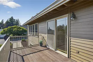 10810 SE Vista View Ln, Happy Valley, OR 97086 - Photo 12