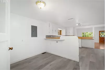 10612 NW Skyline Blvd, Portland, OR 97231 - Photo 14