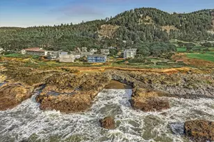 680 Coolidge Ln, Yachats, OR 97498 - Photo 6