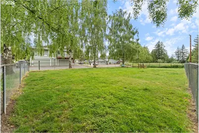 1649 NE Kane Dr, Gresham, OR 97030 - Photo 22