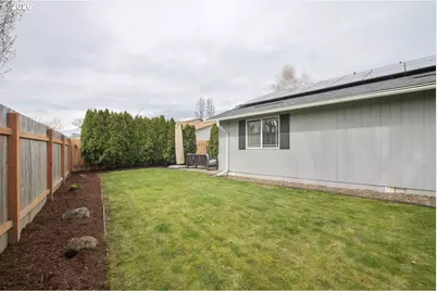 1979 SE 63rd Ave, Hillsboro, OR 97123 - Photo 10