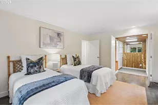2538 SW Sherwood Dr, Portland, OR 97201 - Photo 36
