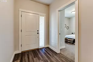 908 Pennington Ct, Eugene, OR 97404 - Photo 6