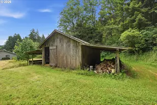 61370 Old Wagon Rd, Coos Bay, OR 97420 - Photo 8
