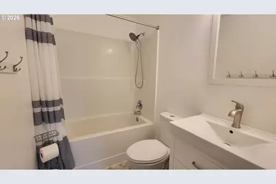 800 Territorial St, Harrisburg, OR 97446 - Photo 12