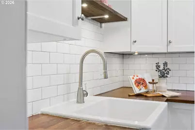 7214 N Baltimore Ave, Portland, OR 97203 - Photo 18