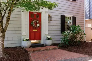 3515 SW Council Crest Dr, Portland, OR 97239 - Photo 2