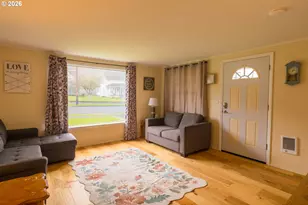 577 S Nehalem St, Clatskanie, OR 97016 - Photo 6