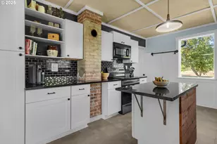 90635 Spring Rd, Astoria, OR 97103 - Photo 20