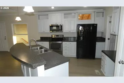 5151 Copper Creek Loop #183, Salem, OR 97305 - Photo 10