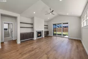 61136 NE Cobalt St, Bend, OR 97701 - Photo 10