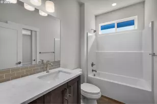 61136 NE Cobalt St, Bend, OR 97701 - Photo 6