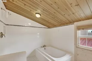 13022 NW Marina Way, Portland, OR 97231 - Photo 26