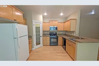 1248 SE Bianca St, Hillsboro, OR 97123 - Photo 8