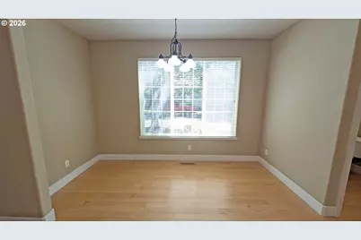 1248 SE Bianca St, Hillsboro, OR 97123 - Photo 6