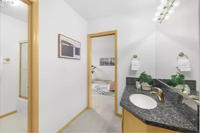 1514 NE Marine Dr, Portland, OR 97211 - Photo 24
