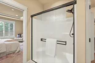 9904 NW Wayne Ln, Portland, OR 97229 - Photo 16