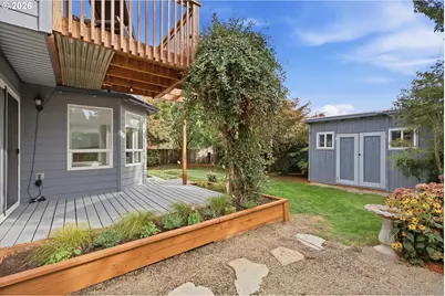 15076 SE Pinegrove Loop, Clackamas, OR 97015 - Photo 32