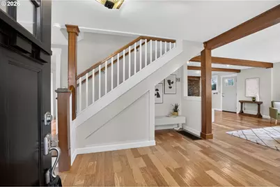 8 SW Alice St, Portland, OR 97219 - Photo 8