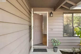 4538 SW Wood Pkwy, Portland, OR 97219 - Photo 2