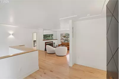 4786 SW Elm Ln, Portland, OR 97221 - Photo 6