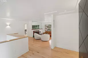 4786 SW Elm Ln, Portland, OR 97221 - Photo 6