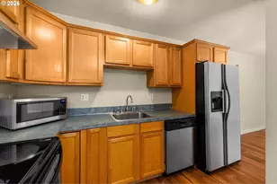 13320 SW Allen Blvd, Beaverton, OR 97005 - Photo 8