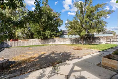 1049 W Hartley Ave, Hermiston, OR 97838 - Photo 28