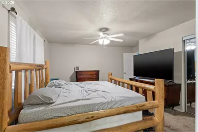 1049 W Hartley Ave, Hermiston, OR 97838 - Photo 22