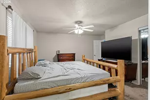 1049 W Hartley Ave, Hermiston, OR 97838 - Photo 22