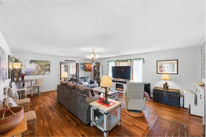 650 Franklin Ave, Bandon, OR 97411 - Photo 10