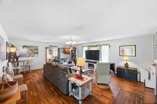 650 Franklin Ave, Bandon, OR 97411 - Photo 10